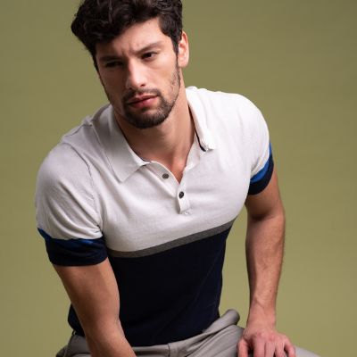 Maglia uomo stile polo a mezza manica realizzata in puro cotone lavorato a maglia bicolore